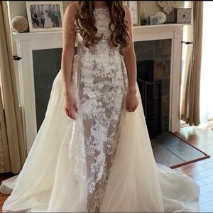 LIKE NEW! Sherri Hill white/nude lace dress. Size 4